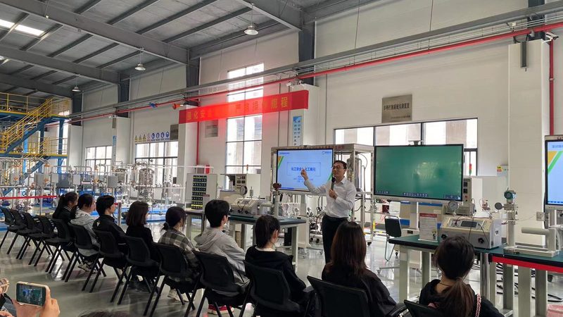 苏州胶粘剂加工：揭秘行业佼佼者如何脱颖而出**
